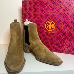 NIB Tory Burch Brown Suede Ankle Booties